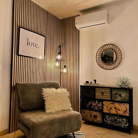 Hotel Al Mare 22 Bari Zewnętrze zdjęcie